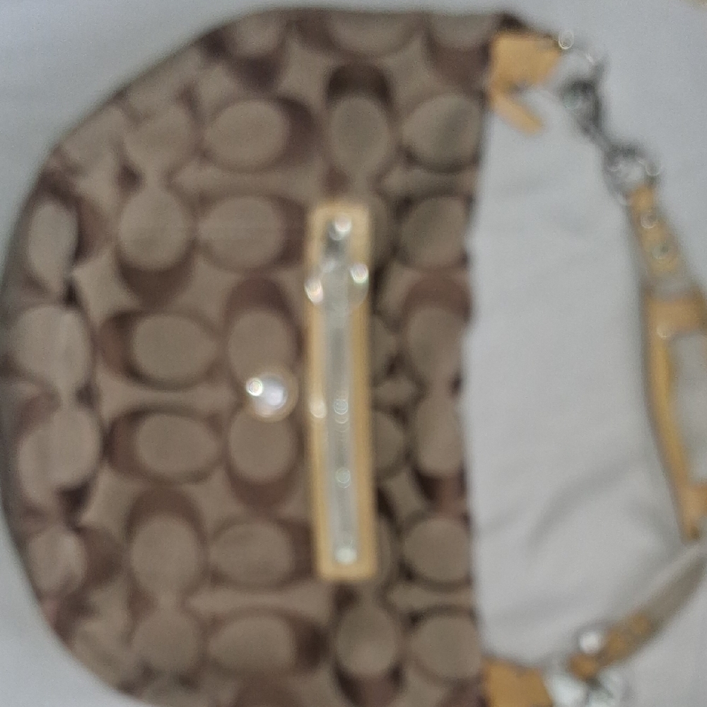 Coach Tan and Brown Signature Shoulder Bag - Picture 6 of 10